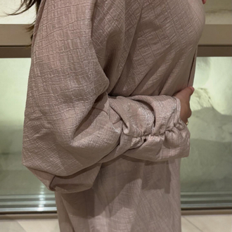 kolu kıvrımlı beige elegance