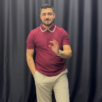 Yakası Çizgili T-Shirt