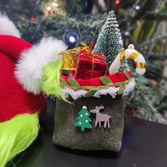The Grinch Gnome