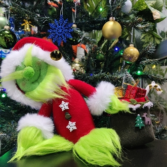 The Grinch Gnome