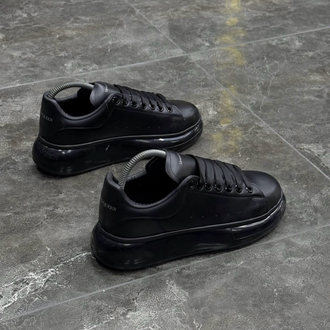 MQUEEN ALL BLACK
