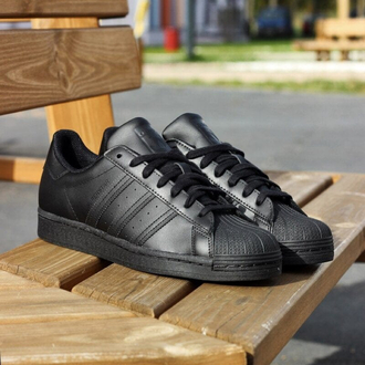 STAR ALL BLACK