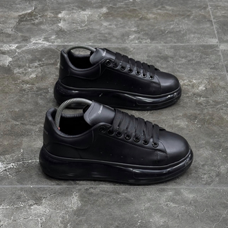MQUEEN ALL BLACK