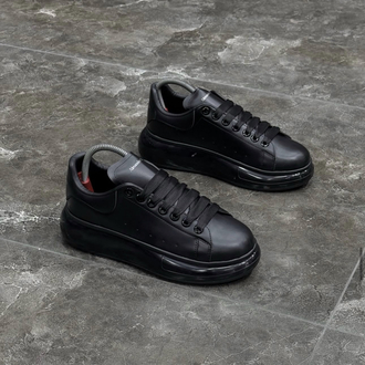 MQUEEN ALL BLACK