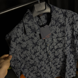 LOUIS VUITTON PREMIUM