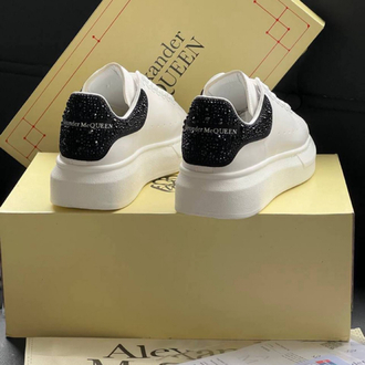 Alexander McQueen Beyaz - Siyah Taşlı (SERTİFİKALI)