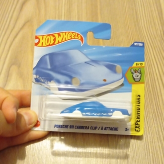 PORSCHE 911 CARRERA CLIP/Á ATTACHE