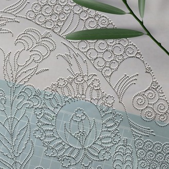 Perforated Stencil 30 cm. - Classic Iznik Lily and Hyacinth Tile Plate Pattern