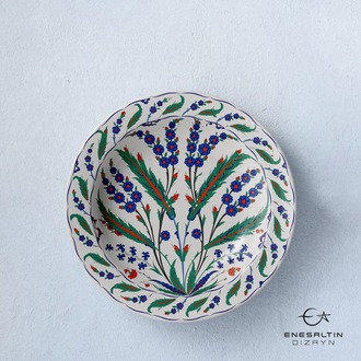 Perforated Stencil 40 cm. - 16th century Iznik Dagger, Leaf and Claw Motif Tile Plate Pattern