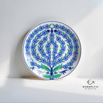 Perforated Stencil 20 cm - Tile Plate Pattern with Tree of Life Dagger and Leaf Motif
