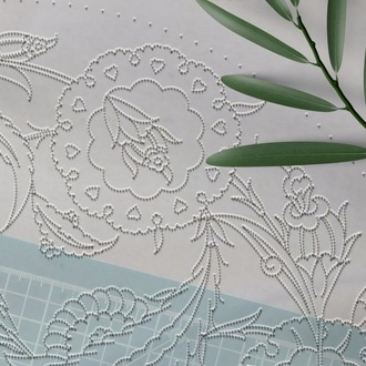 Perforated Stencil 40 cm. - Classic Iznik Hatayi and Dagger Leaf Tile Plate Pattern