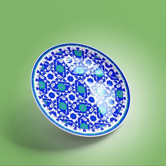 Perforated Stencil 20 cm. - Checkered Lotus Rumi Tile Plate Pattern