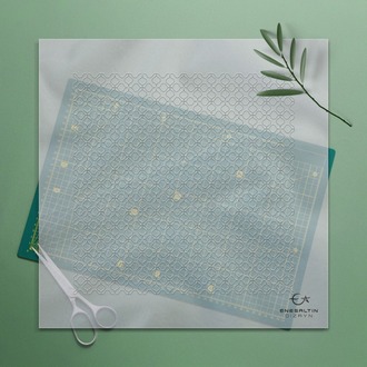 Perforated Stencil 32 x 32 cm. - Cloverleaf Seamless Plate / Tile Pattern