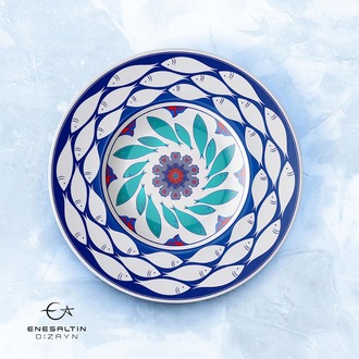 Perforated Stencil 30 cm. - Tile Plate Pattern with Herd of Fish Motif