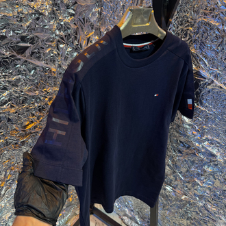 Tommy kol baskı ultra premium 2026 lacivert 