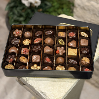 Lüks Metal Kutu Karışık Dolgulu Çikolata | 350 gr