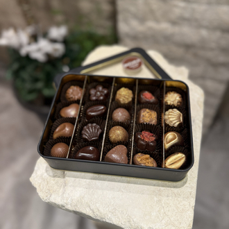 Lüks Metal Kutu Karışık Dolgulu Çikolata | 200 gr