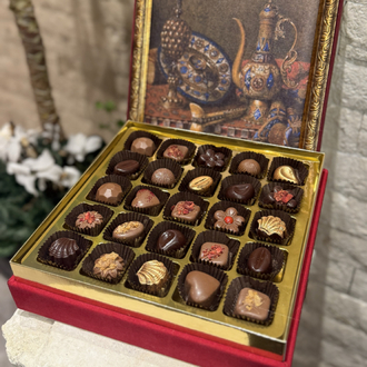 Sanat & Lezzet Koleksiyonu | 25’li Premium El Yapımı Çikolata