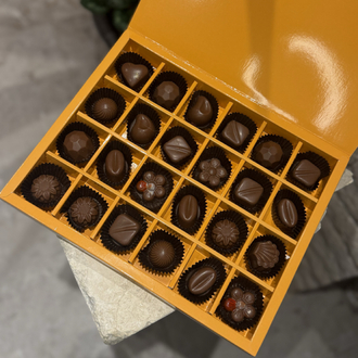 Sütlü Çikolata Karışık Spesiyal Çikolata 240gr