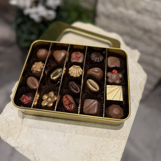 Lüks Metal Kutu Karışık Dolgulu Çikolata | 200 gr