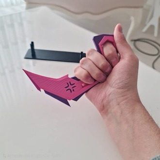 Valorant Standlı VCT25 Karambit – Oyuncu Odası İçin Özel Tasarım