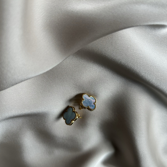 Yonca gold küpe