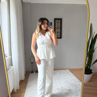Belden bağlamalı beyaz bluz