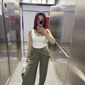Fular detaylı yeşil pantolon 
