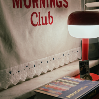 THE SLOW MORNINGS CLUB – El Boyaması Tekstil Mini Perde / Duvar Dekoru