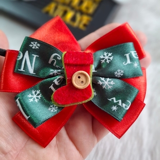 Yılbaşı Kırmızı–Yeşil Noel Çorabı Fiyonk Bant | El Yapımı Çocuk & Bebek Aksesuarı