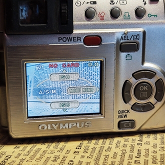 Olympus Dijital Fotoğraf Makinesi 