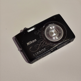 Nikon Coolpix S2600 Dijital Fotoğraf Makinesi