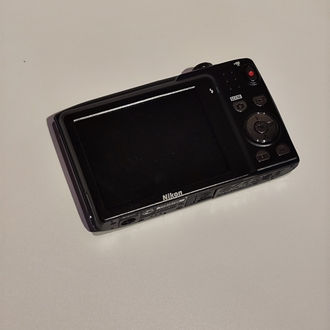 Nikon Coolpix S3100 Dijital Fotoğraf Makinesi 