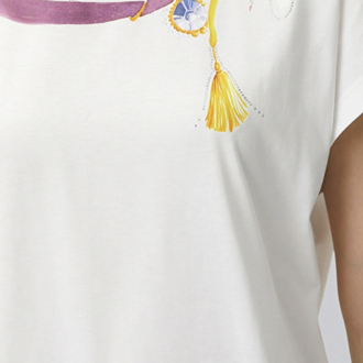Beyaz tshirt