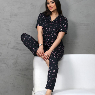 Yakalı düğmeli pijama takımı
