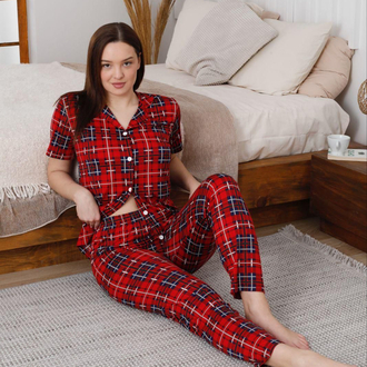 Yakalı dugmeli pijama takımı