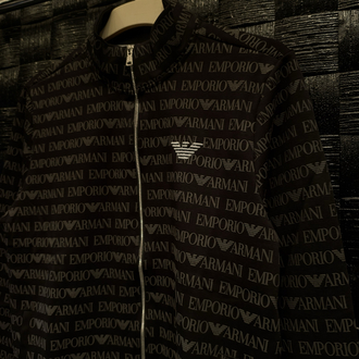 ARMANİ HIRKA