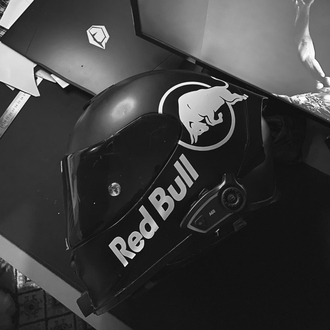 RED BULL -sticker