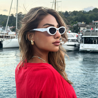 Prada cat beyaz