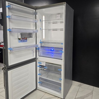 SIFIRLANMIŞ BEKO 520 LT INOX KOMBİ TİPİ NOFROST BUZDOLABI