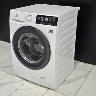 2. EL ELEKTROLUX A+++ 10 KG 1400 DEVİR ÇAMAŞIR MAKİNESİ