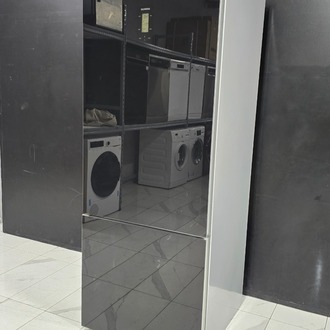 SIEMENS 550 LİTRE PREMIUM SİYAH CAM NO-FROST BUZDOLABI