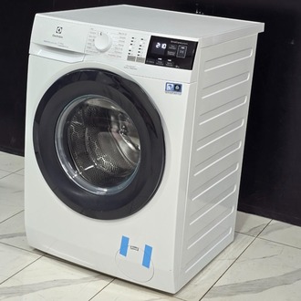 SIFIRLANMIŞ ELEKTROLUX 10 KG 1200 DEVİR ÇAMAŞIR MAKİNESİ