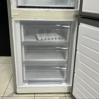 2. EL ELEKTROLUX A+ INOX 330 LT KOMBİ TİPİ NOFROST BUZDOLABI