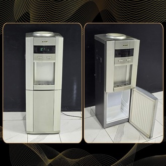 2. EL ARÇELİK 1048 EBS GRİ ALTI DOLAPLI SICAK SOĞUK SU SEBİLİ