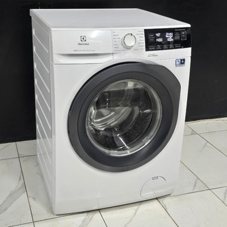 2. EL ELEKTROLUX A+++ 10 KG 1400 DEVİR ÇAMAŞIR MAKİNESİ