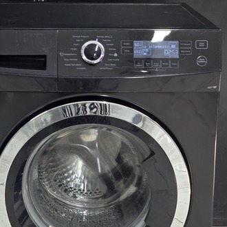 SIFIRLANMIŞ ARÇELİK SİYAH IN LOVE 8 KG 1200 DEVİR ÇAMAŞIR MAKİNESİ