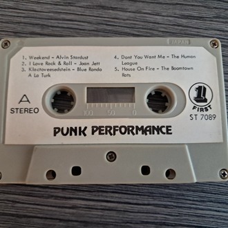 Punk Performance (Karışık-KASET)