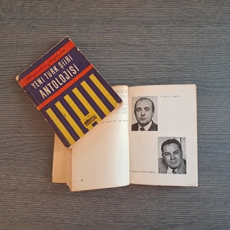 (Okuyucuların Hazırladığı) Yeni Türk Şiiri Antolojisi (2 Cilt)