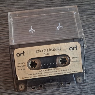 Zülfü Livaneli - ADA (Kaset)